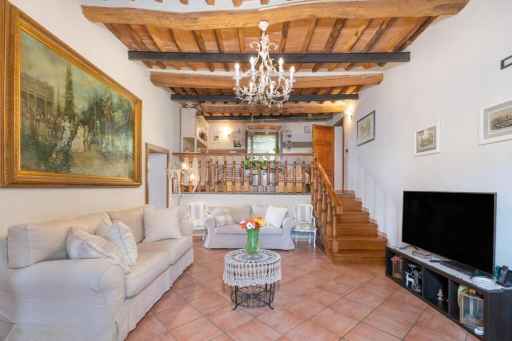 Uno Spazio Di Relax In Toscana Buti Exterior foto